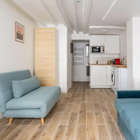 2 Sebastopol Republique